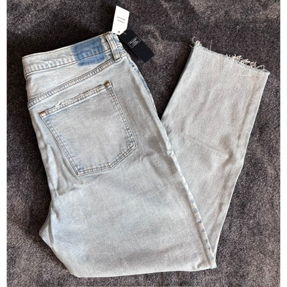 Abercrombie & Fitch The Skinny High Rise Jeans Light‎ Wash Raw Hem 34 18L Long